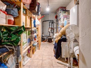 Ihr neues Zuhause: Stilvolles Einfamilienhaus mit Pool in ruhiger Lage