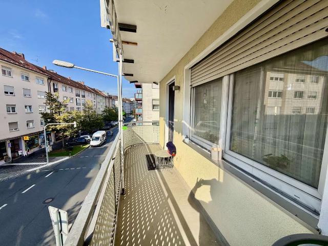 Ihr Platz an der Sonne – 2 Zimmer mit offenem Wohnbereich, Sonnenbalkon & Aufzug