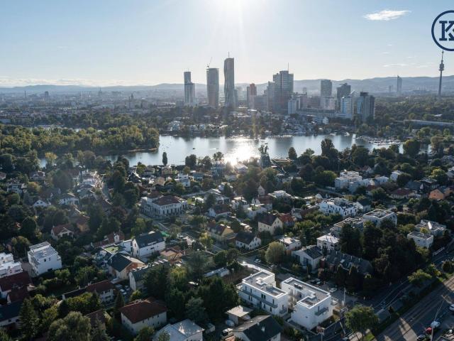 Ihr privater Rückzugsort: Erdgeschoss Wohnung mit XXL Garten an der alten Donau