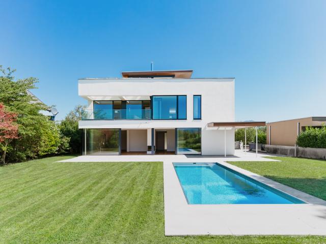 Ihr privater Rückzugsort in Leopoldskron! Moderne Designer Villa mit Pool und Panorama pur
