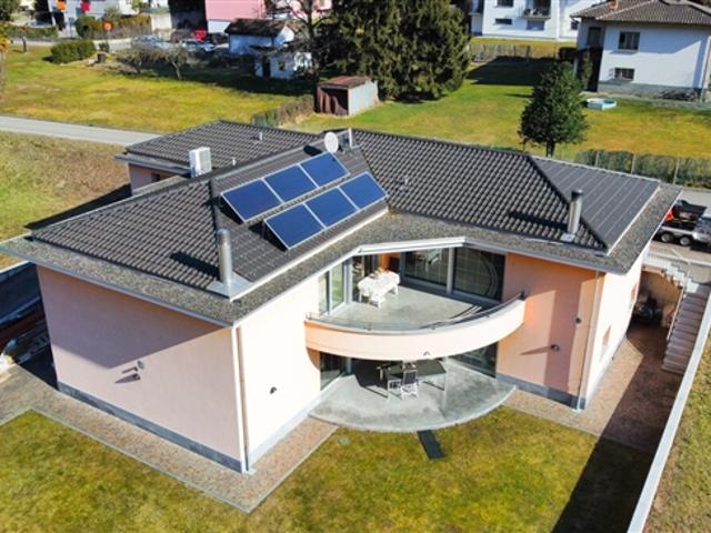 Ihr privates Paradies Luxuriöse Villa mit Indoor Pool und Traumgarten