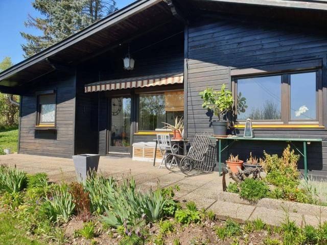 Ihr Rückzugsort Holzbungalow renoviert am Waldrand