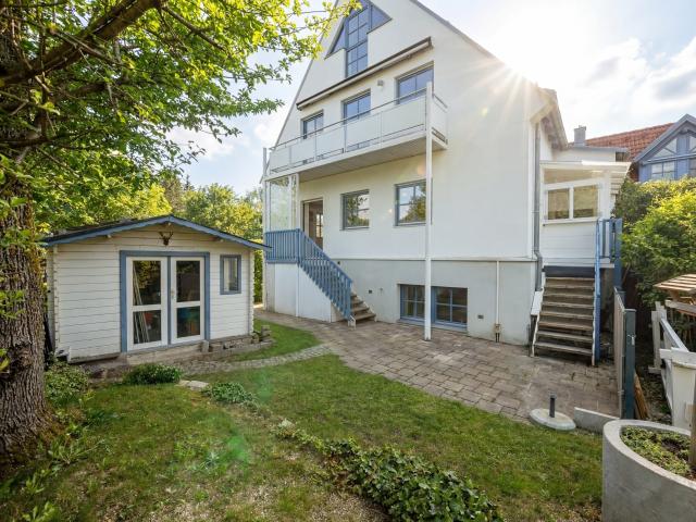 Ihr Rückzugsort im Grünen – Maisonette mit Garten & Alpenblick