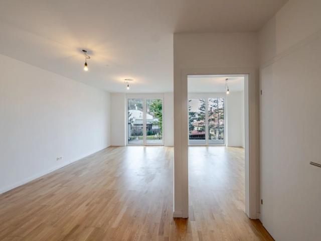 Ihr Rückzugsort im Grünen – 2 Zimmer Wohnung mit Balkon und Tiefgaragenparkplatz