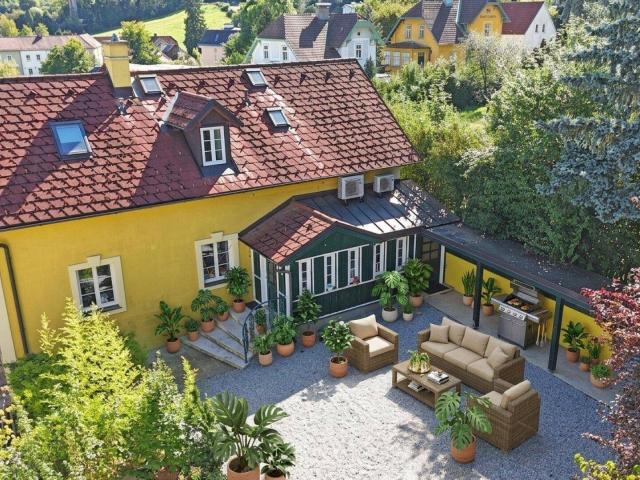Ihr Rückzugsort im Wienerwald – Charmante, renovierte Villa in erstklassiger Siedlungslage in Pressbaum