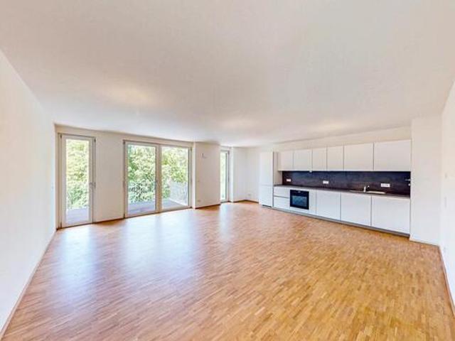 Ihr Rückzugsort in der Stadt – 4 Zimmer mit Balkon und privater Dachterrasse