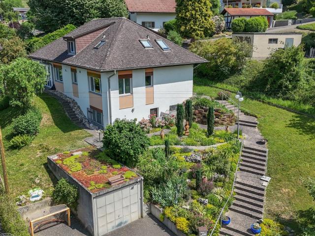 Ihr Rückzugsort mit Weitblick: Freistehendes 6.5 Zimmer Einfamilienhaus mit Gartenidylle