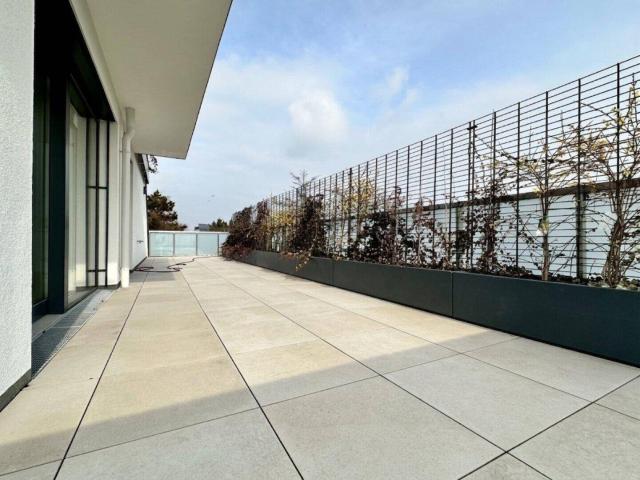 Ihr Wohntraum nahe Lobau und U2! ca. 53m2 Terrassenfläche! Luxuriöse Ausstattung! Tageslichtbad! Provisionsfrei für den Käufer