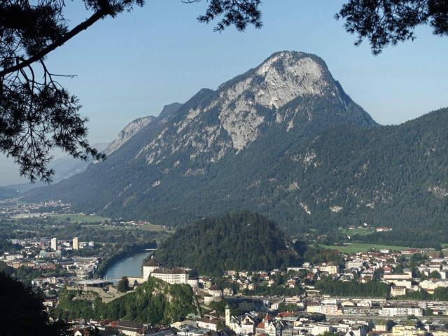 Ihr Wohntraum in Kufstein/Endach: Lichtdurchflutete 4 Zimmer Wohnung mit großzügiger Terrasse & unverbautem Blick ins Grüne!