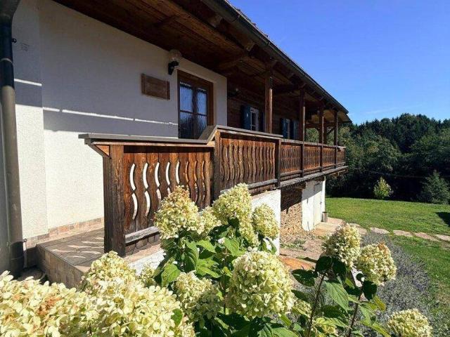 Ihr Traum vom Landhaus – Ruhe, Natur und herrlicher Ausblick