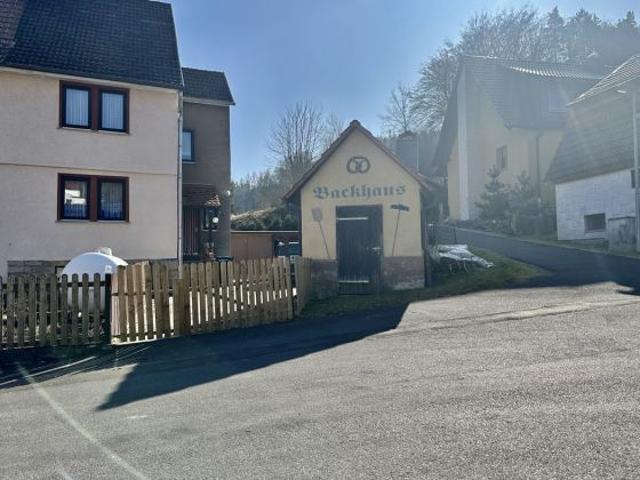 Schnäppchenhaus auf dem Land !