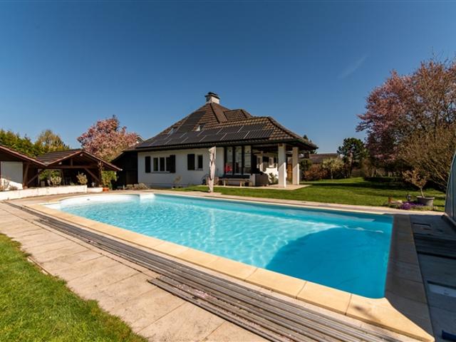 Ihr Traumhaus mit Pool und Privatsphäre