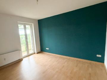 Ihre neue 2 Raum Wohnung mit Balkon in Crottendorf!
