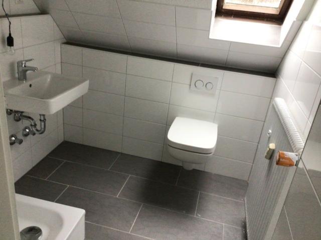 Ihre neue Wohnung: interessante 2 Zi. Wohnung mit Ausblick