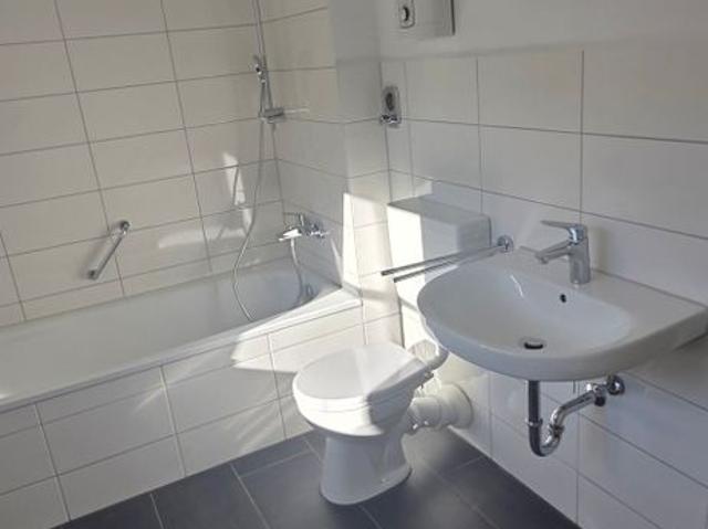 Ihre neue Wohnung: schöne, gräumige 1 Zimmer Dachgeschosswohnung WBS notwendig
