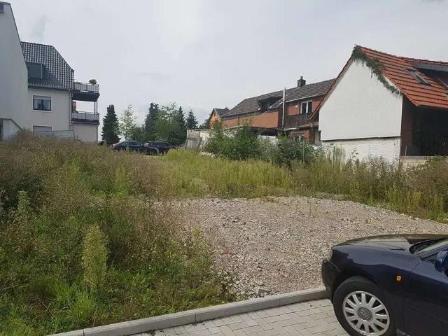 Ihre Chance: Baugrundstück inkl. Baugenehmigung für Doppelhaus