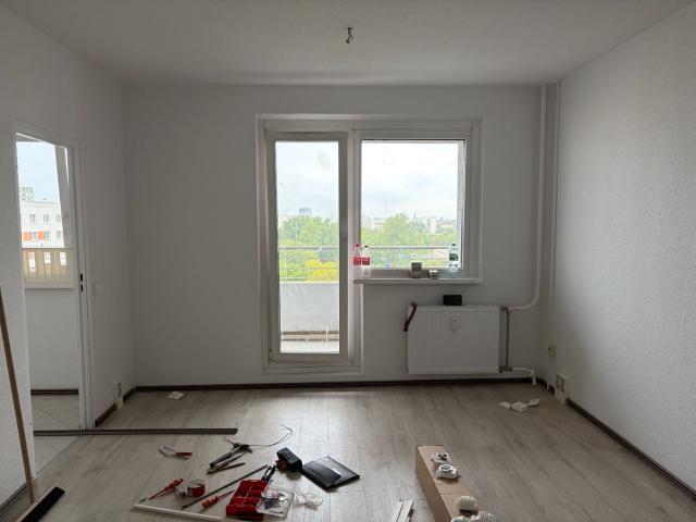 Ihre erste gemeinsame Wohnung in Berlin Lichtenberg mit Balkon!