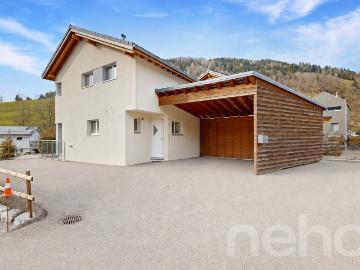 Ihre freistehende Villa mit Garten in La Roche