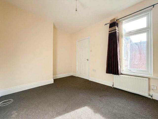 Iona Road, Gateshead, NE10