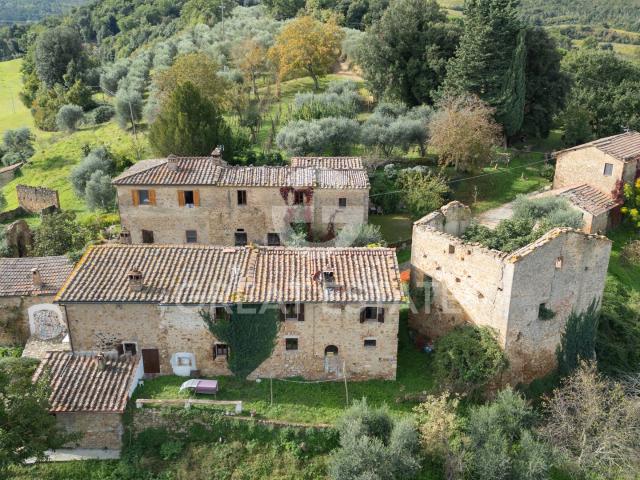 Il vecchio borghetto 976m² San Gimignano