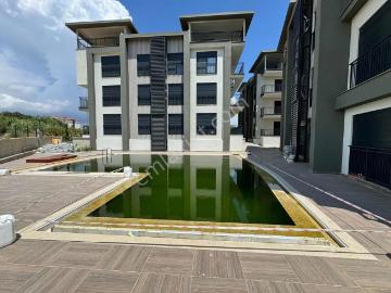 Ilıca Mahallesinde Deniz Manzaralı, Havuzlu, Lüks 2+1 Daire