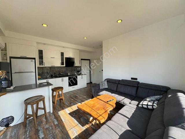 Ilıca Merkez 1+1 Full Lüks Eşyalı Havuzlu Güvenlikli Site İçi