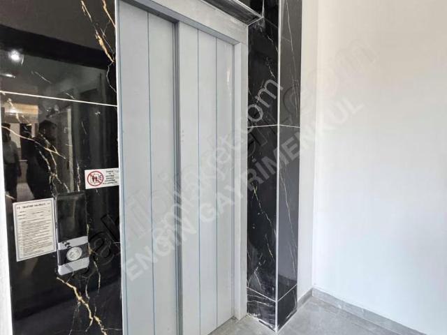 Ilıca Merkezde, Cadde Cepheli, 140m² 3+1 Dubleks Daire