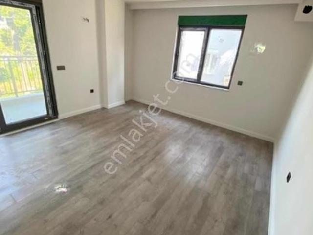 Ilıca Merkezi Konumda 2+1 Asansör Ve Odunluk Var