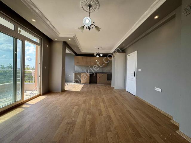 Ilıcada 2+1 Amerikan Mutfaklı, 2 Geniş Balkonlu Kiralık Daire