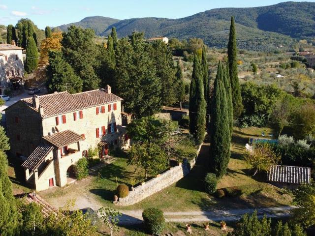Il Casale dei Cipressi 480m² Cortona