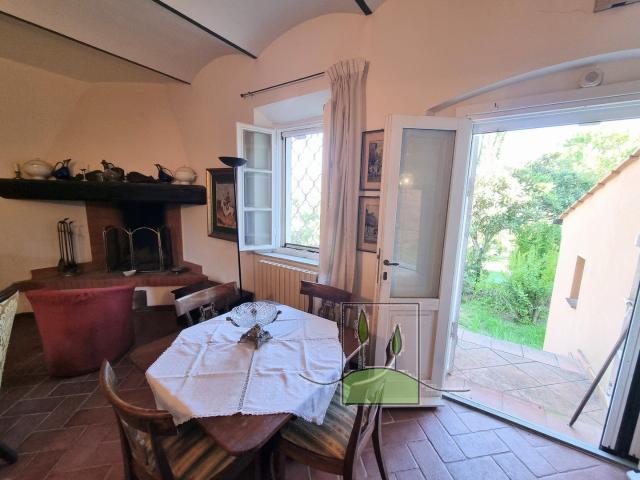 Il Casale Frantoio: affascinante casolare di campagna sulle. 200m² Lorenzana