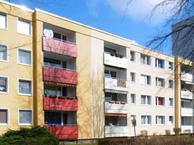 Ilmweg 1, 3 L Kürzlich modernisierte 4 Zimmer Wohnung mit Loggia und Gäste WC