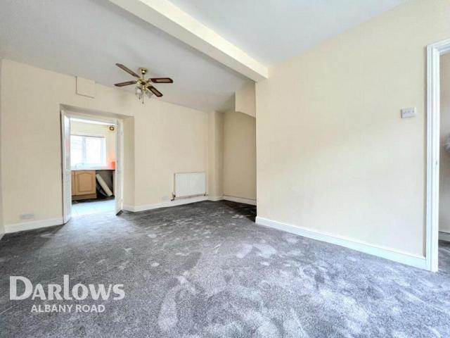 Ilan Road, CAERPHILLY 2 bed terraced house to rent £875 pcm £202 pw