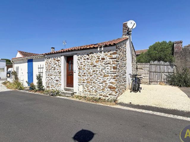 ILE D'OLONNE, proche de Les Sables d'Olonne, maisonnette une pièce