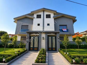 Şile Kumbaba Mahallesi'nde Prestij Caddesine Yakın Kiralık Villa