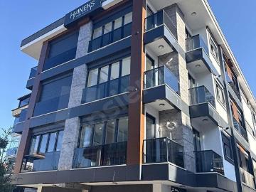 Şile Merkezde Havuzlu Sitede 1. Kat 2+1 Sıfır Daire