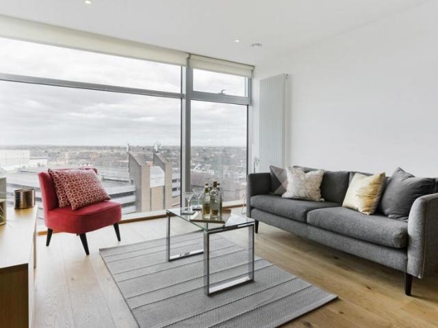 Ilford, UK IG1, 2 bed flat to rent, £1,950 pcm | PrimeLocation