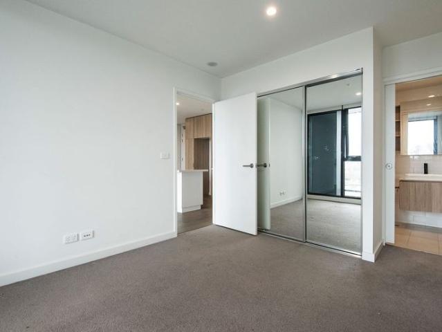 'ILIXIR CHELTENHAM' Two Bedroom Luxury Apartment