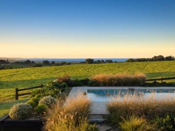 Illuka A Landmark Residence on One of the Area's Most Prestigious Ridgelines