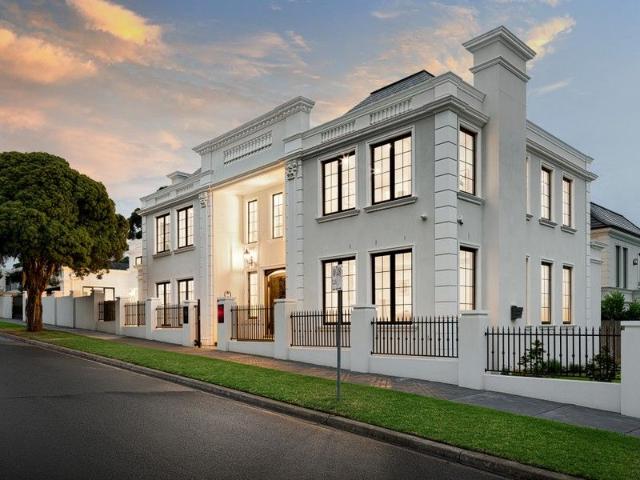 Illustrious new large scale luxury, Balwyn High School zoning