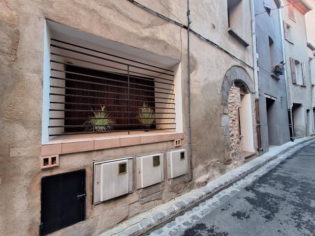 ILLE SUR TET LOCATION MEUBLE CHARMANT T2 EN REZ DE CHAUSSEE Groupement Immobilier 66