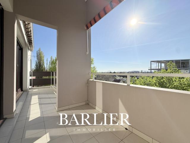 ILLKIRCH Appartement 4 pièces 94m2 avec terrasse de 10m2