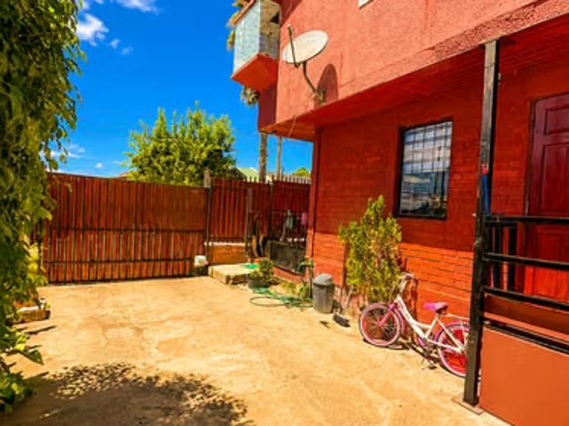 Amplia casa en primer sector gomez carreño, viña del mar | 6 dormitorios por 165000. 00 en Viña del Mar