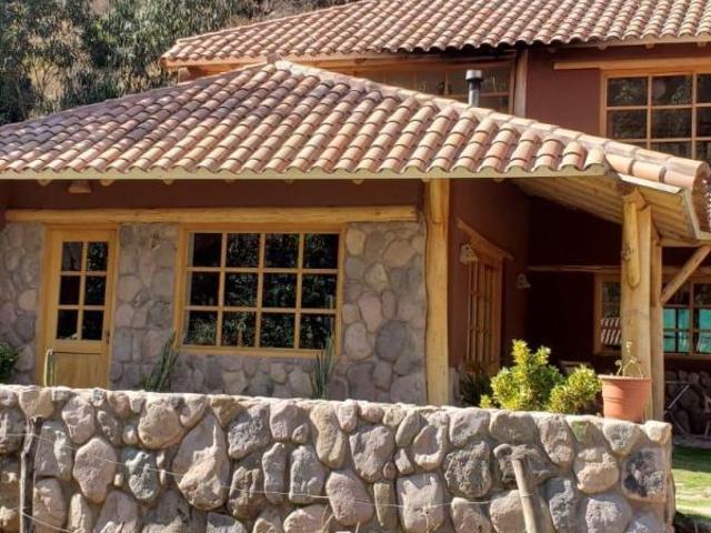 Ilumida casa en venta en el valle del cusco urubamba huaran