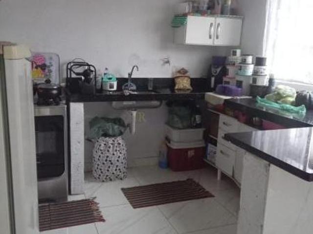 IMÃ?VEL COM 03 MORADIAS