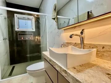 Casa com 3 dormitórios, 2 vagas, 400m² área total à venda