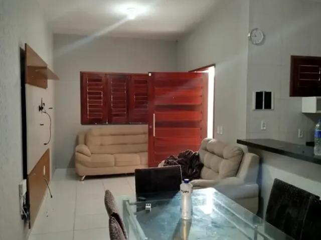 Imóvel para venda tem 135 metros quadrados com 2 quartos em Centro Pindoretama CE