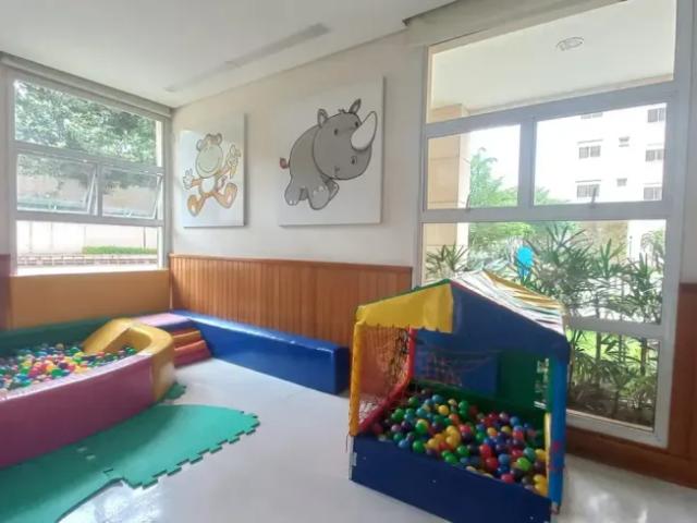 Apartamento alto padrão com 3 dormitórios e 3 vagas de garagem. Condomínio com lazer completo. Zs sp