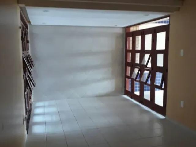 Imóvel para venda tem 240 metros quadrados com 4 quartos em João Agripino João Pessoa PB