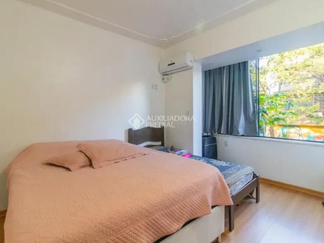 Imóvel para venda com 67 metros quadrados com 2 quartos em Santana Porto Alegre RS